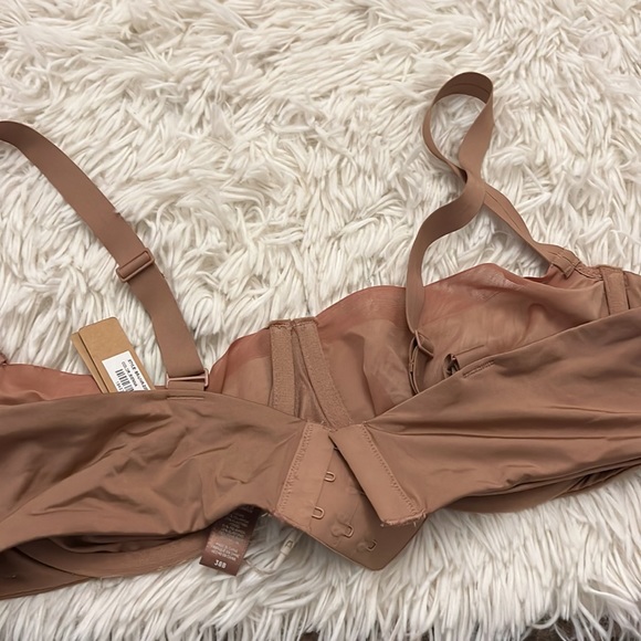 #133. Skims 38b balconette bra sienna - Picture 5 of 5